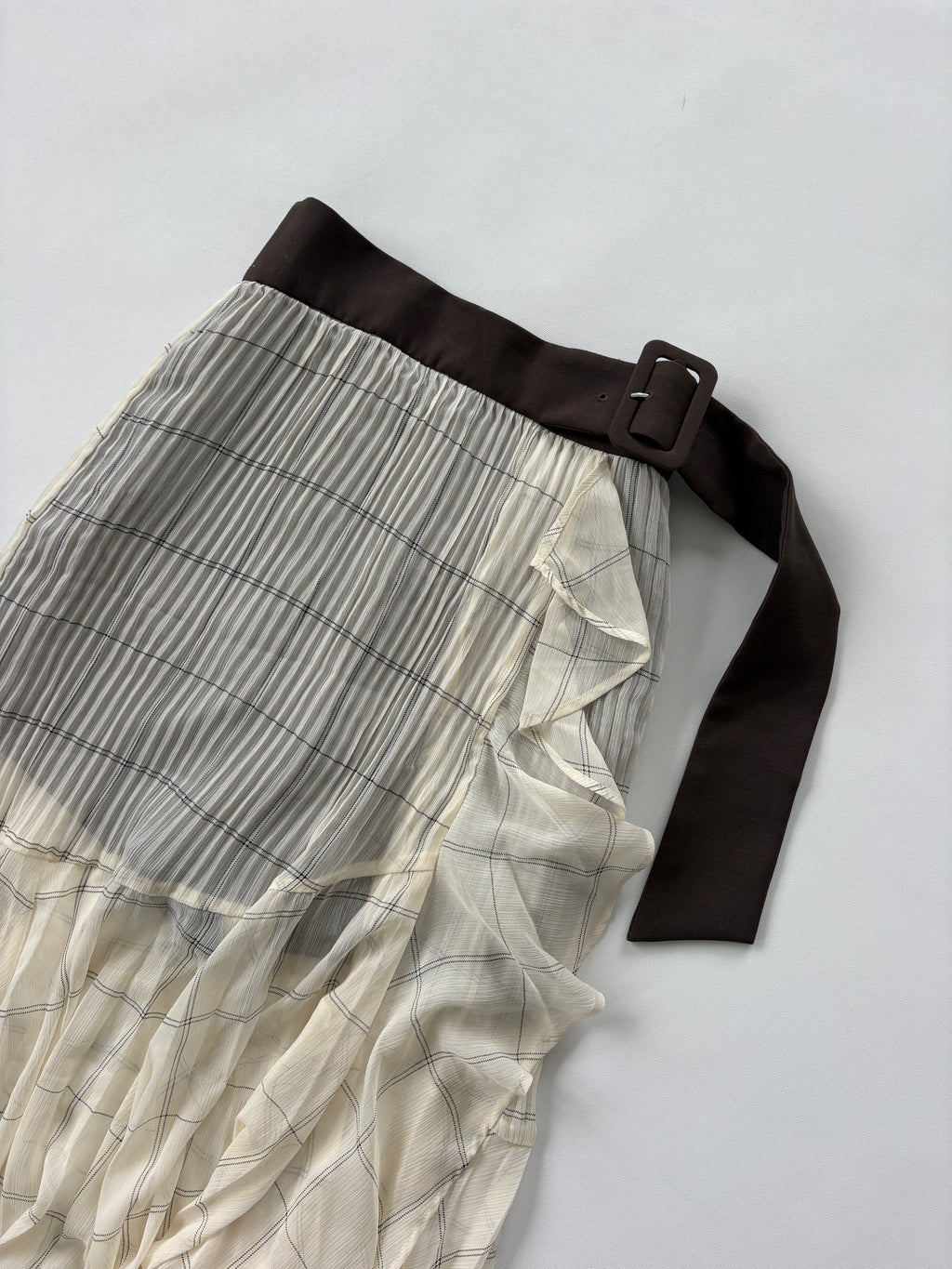 1316 / *NEW Cream and Brown Sheer Layered Skirt