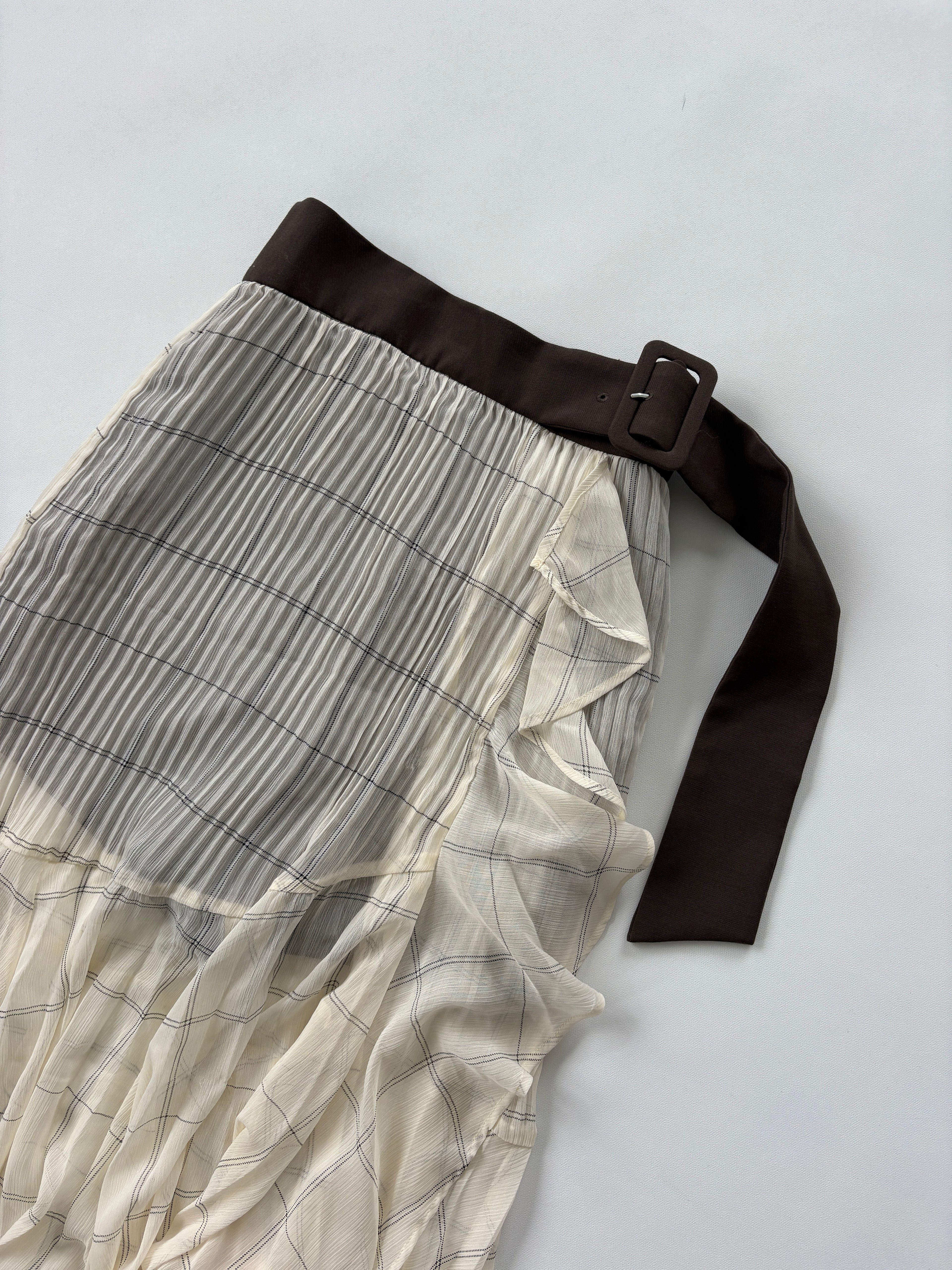1316 / *NEW Cream and Brown Sheer Layered Skirt