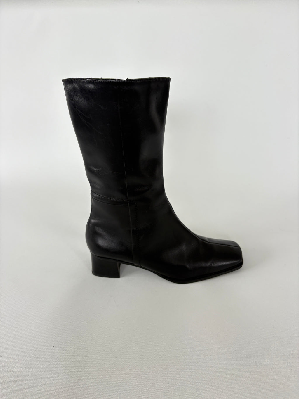 1318 / Black Mid Calf Boots