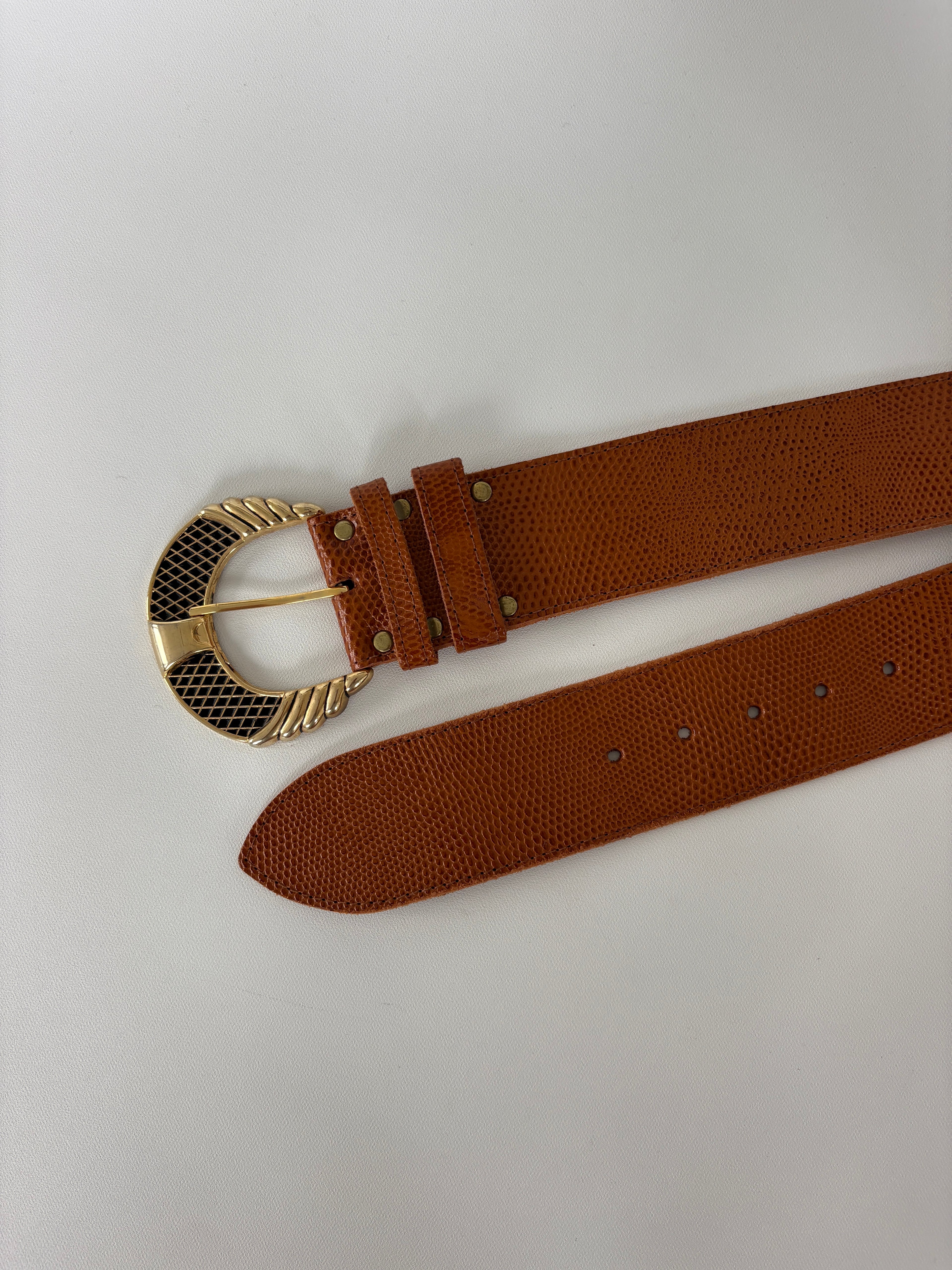 1385 / Vintage Brown belt w/ Large Brass Clasp