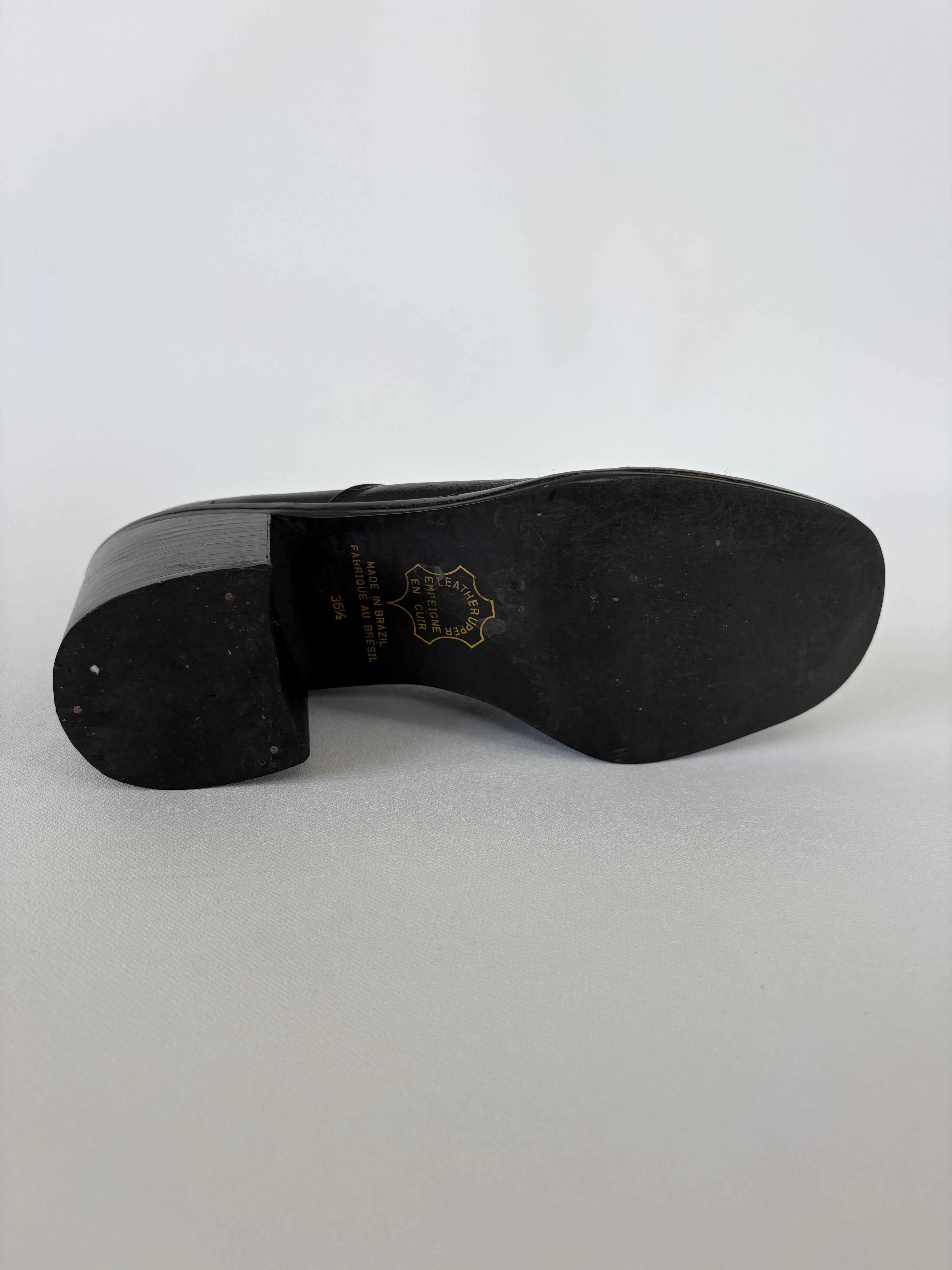 280 / Vintage Black Aldo Heels