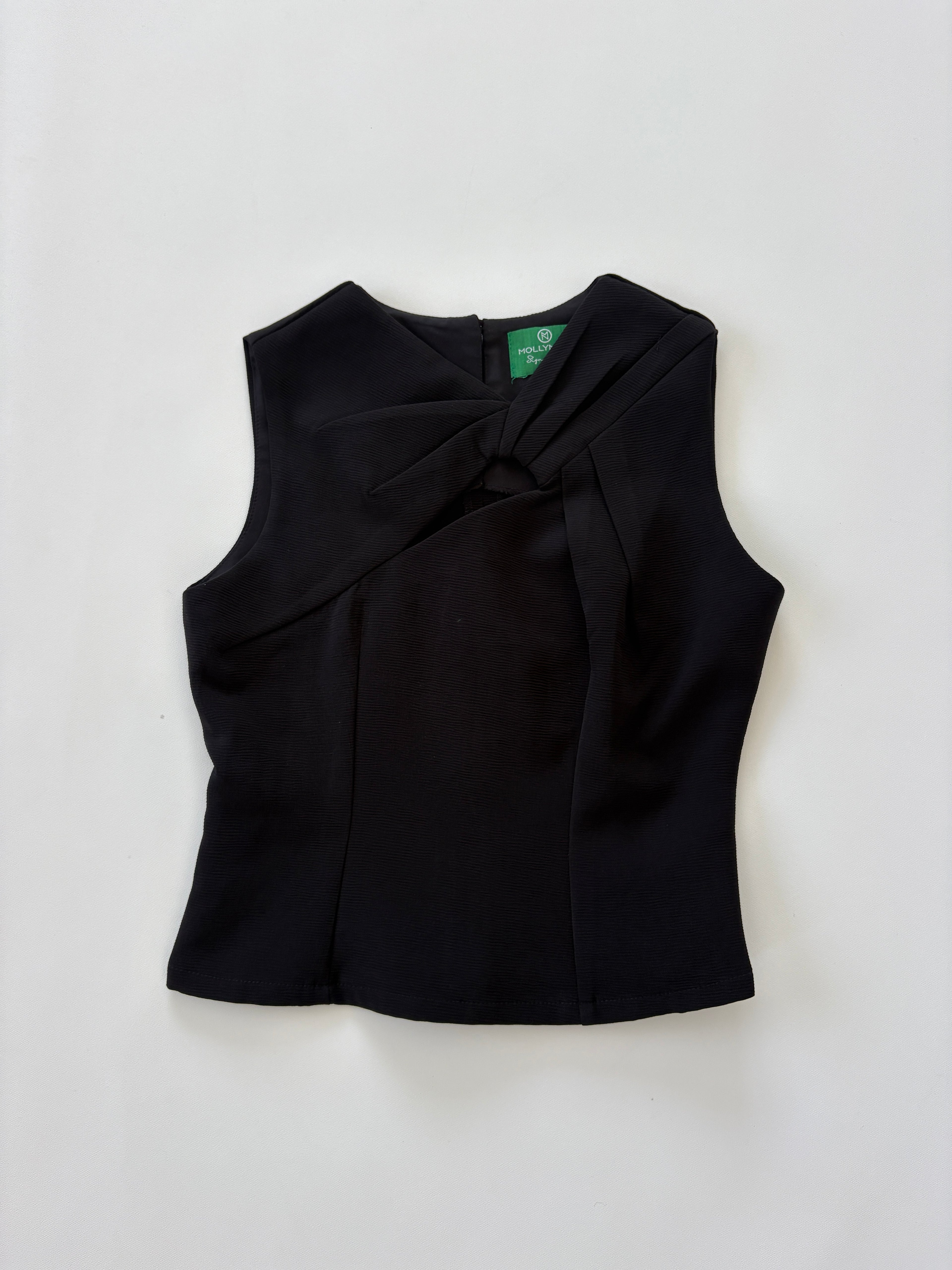 🔒43 / Black Cut Out Tank
