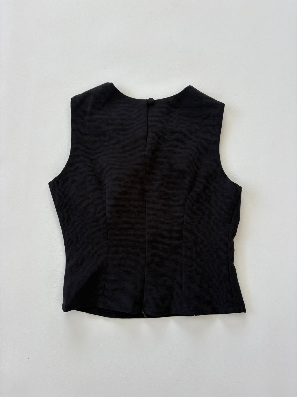 🔒43 / Black Cut Out Tank