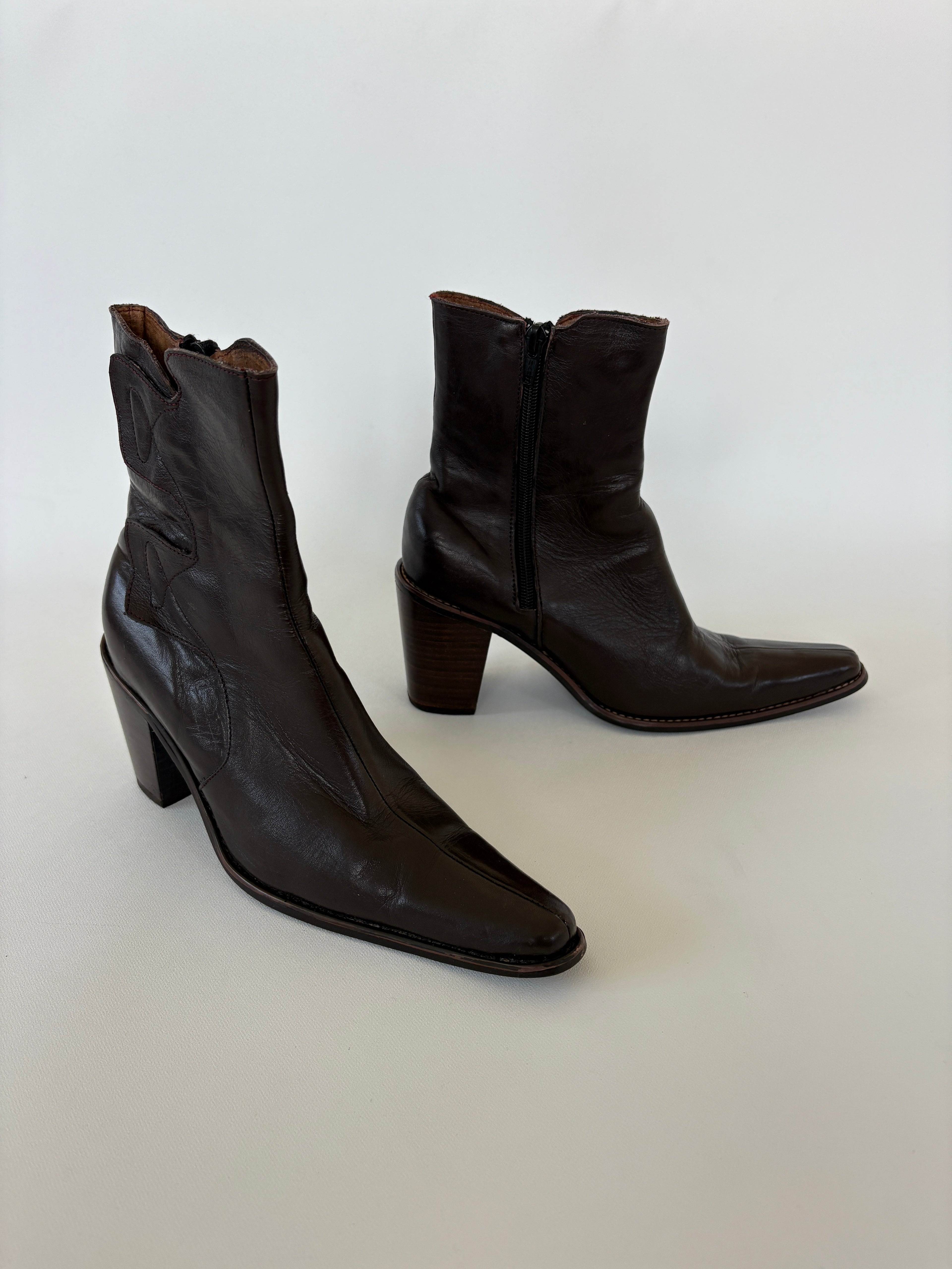 499 / Brown Leather Pointed-toe Cowboy Boots