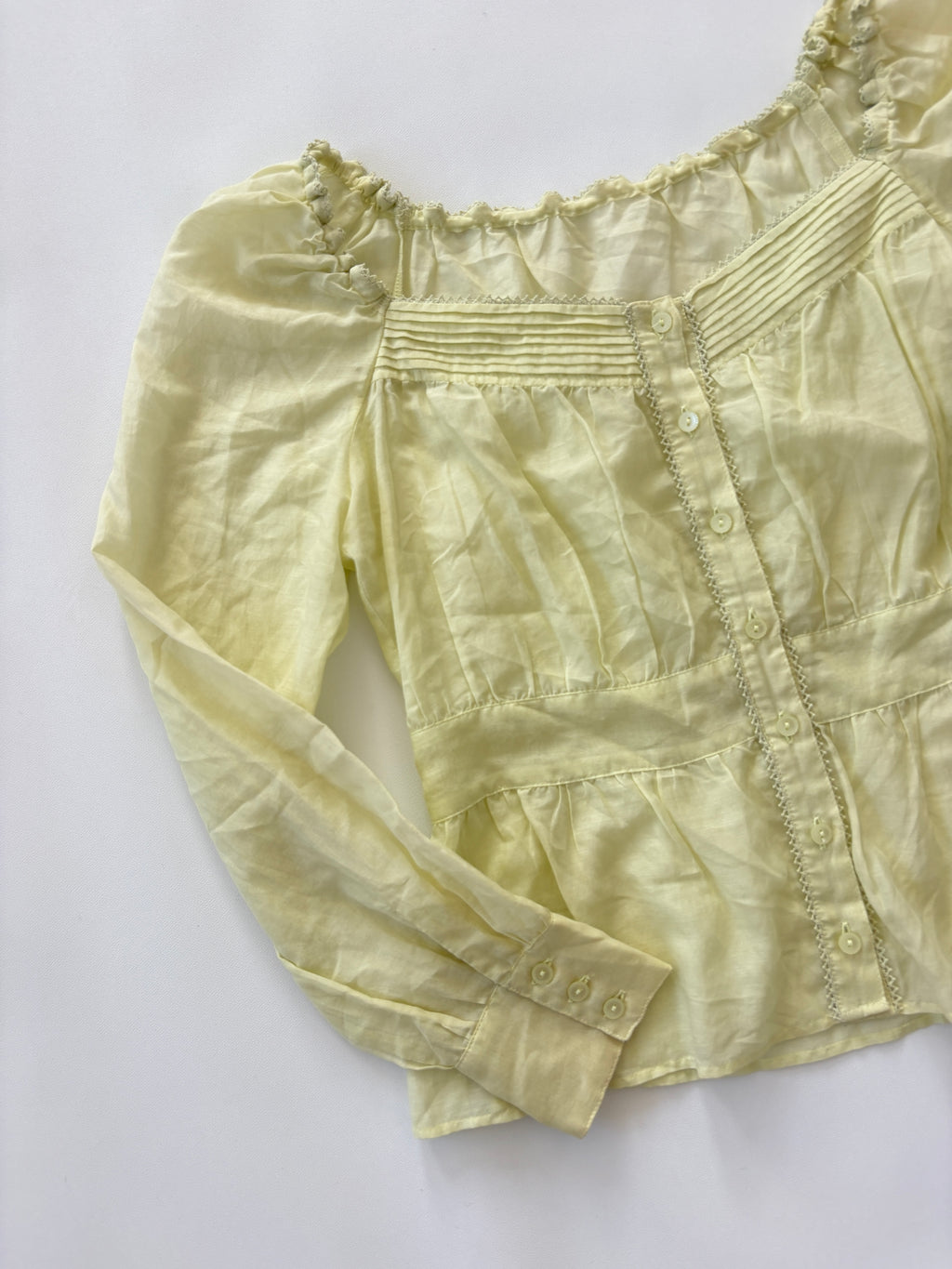 698 / Yellow Puffy Shoulder Blouse