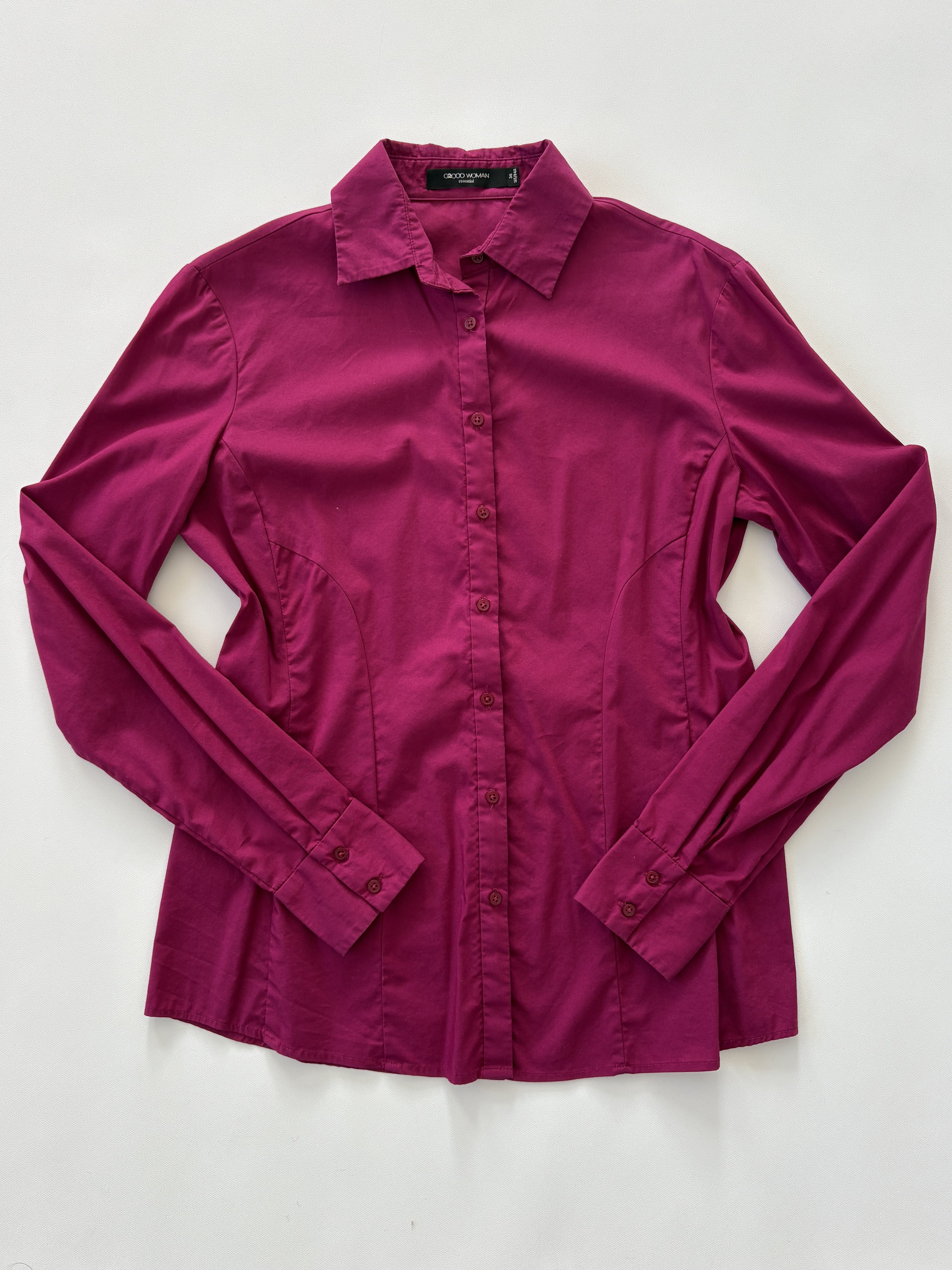 710 / Plum Long Sleeve Button Up