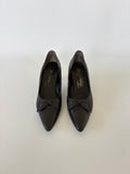 🔒 766 / Vintage Black Leather Pointed Toe Heels w/ Bow Detail