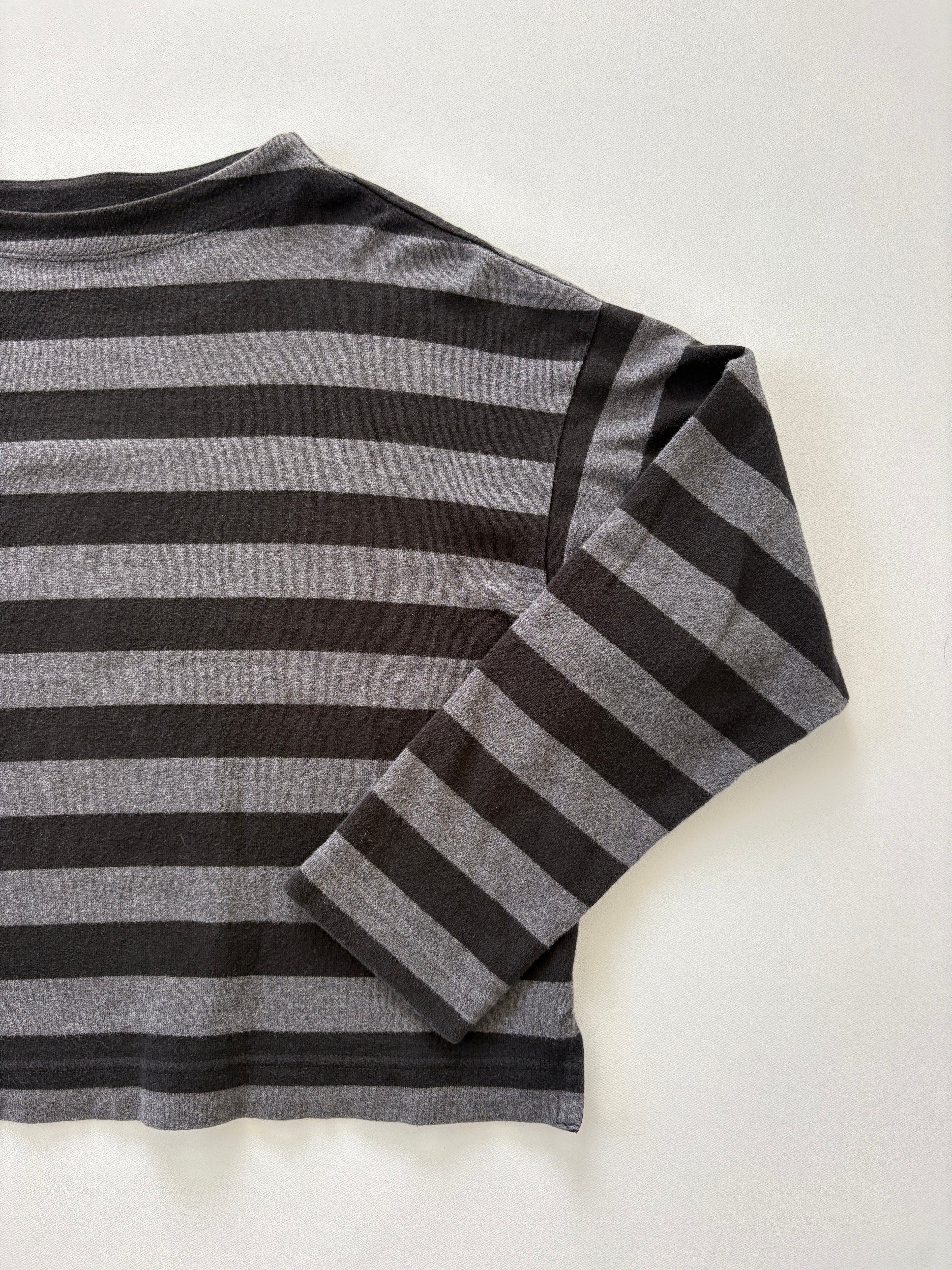 787 / Uniqlo Black & Grey Striped Boat Neck Long Sleeve