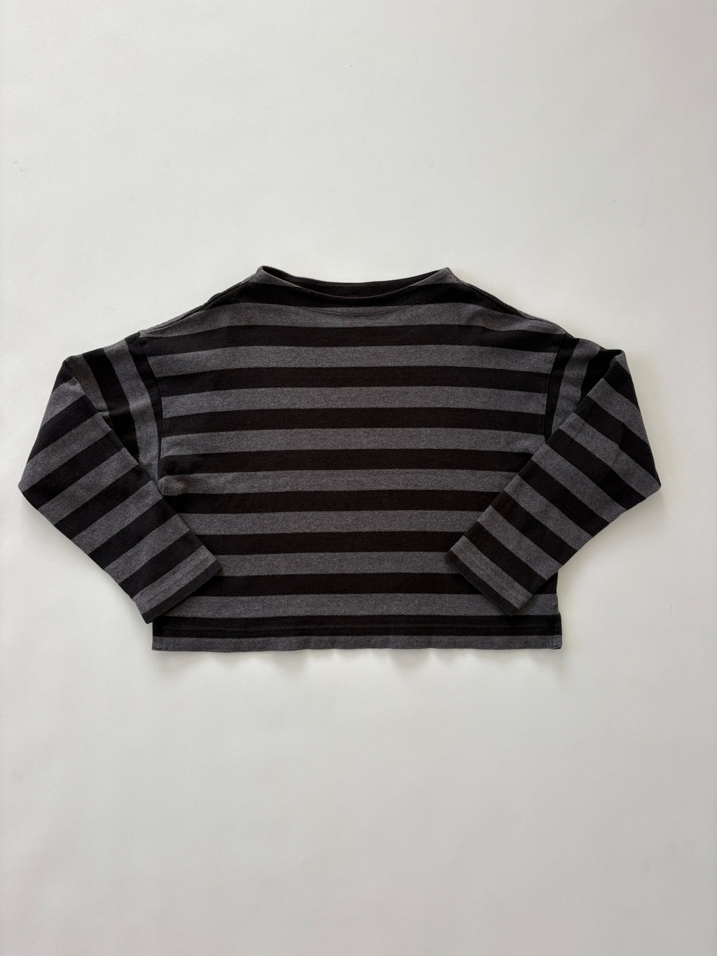 787 / Uniqlo Black & Grey Striped Boat Neck Long Sleeve