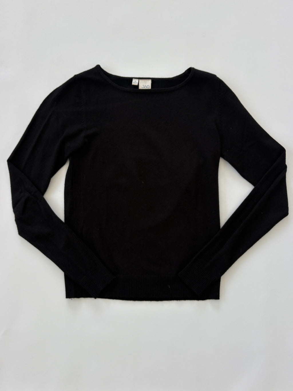 🔒794 / Black Jag Sweater
