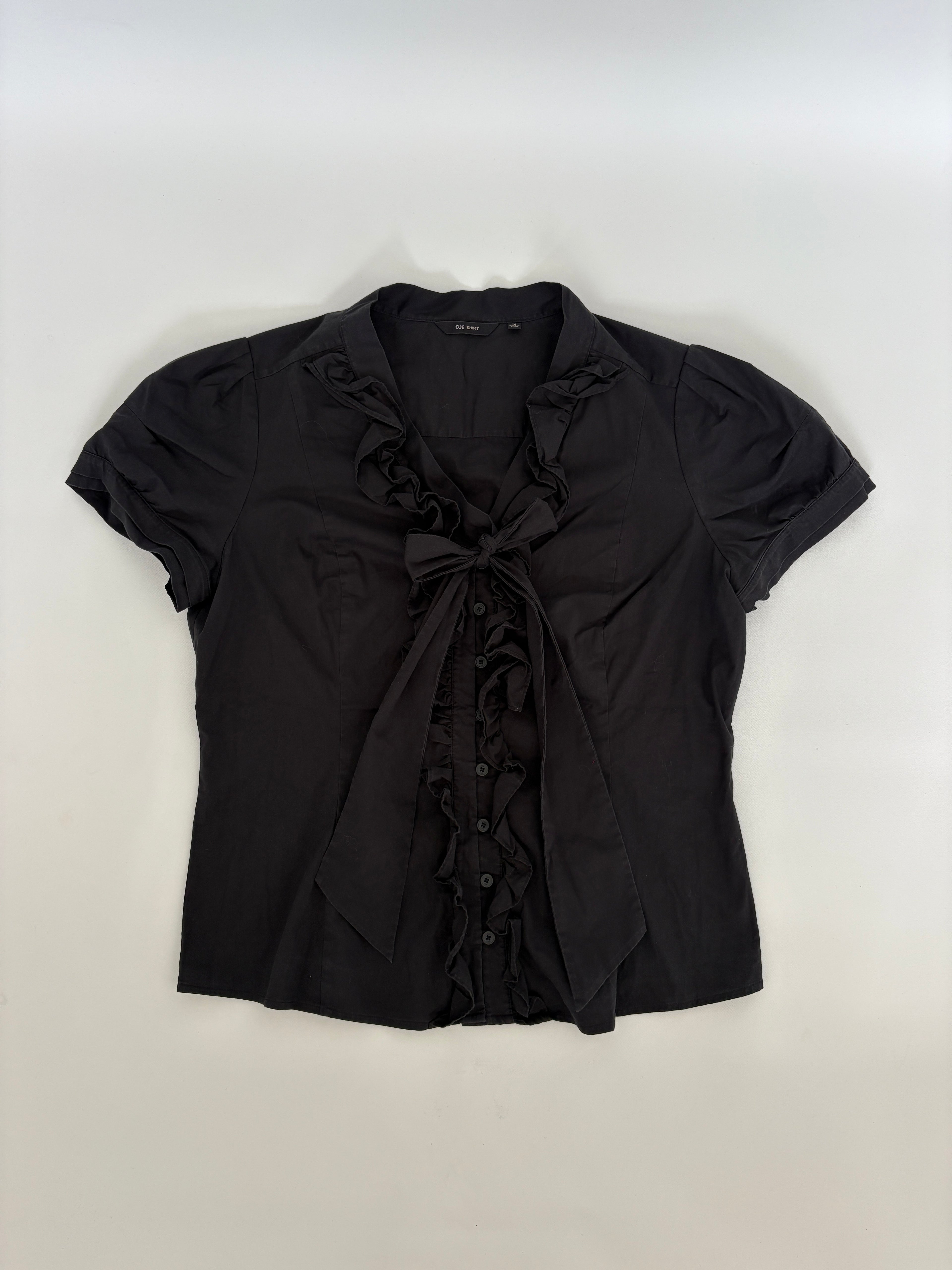 885 / Black Short Sleeve Button Up w/ Frill Detail