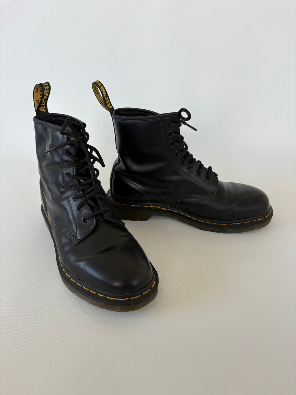 894 / Doc Martens Black 1460s