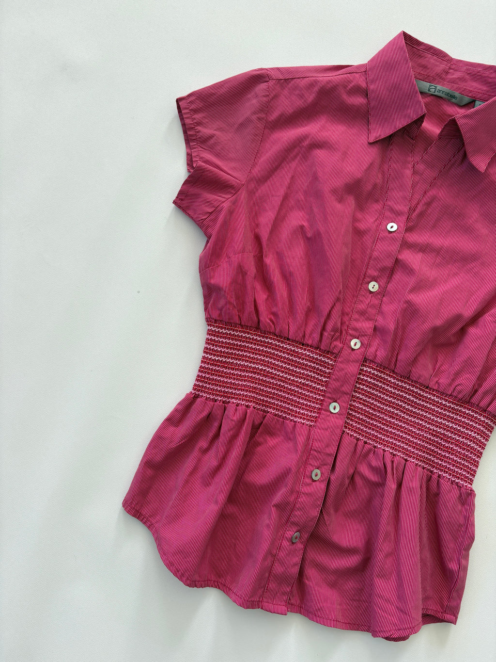 900 / Pink Short Sleeve Button Up w/ Shirred Waist Detail