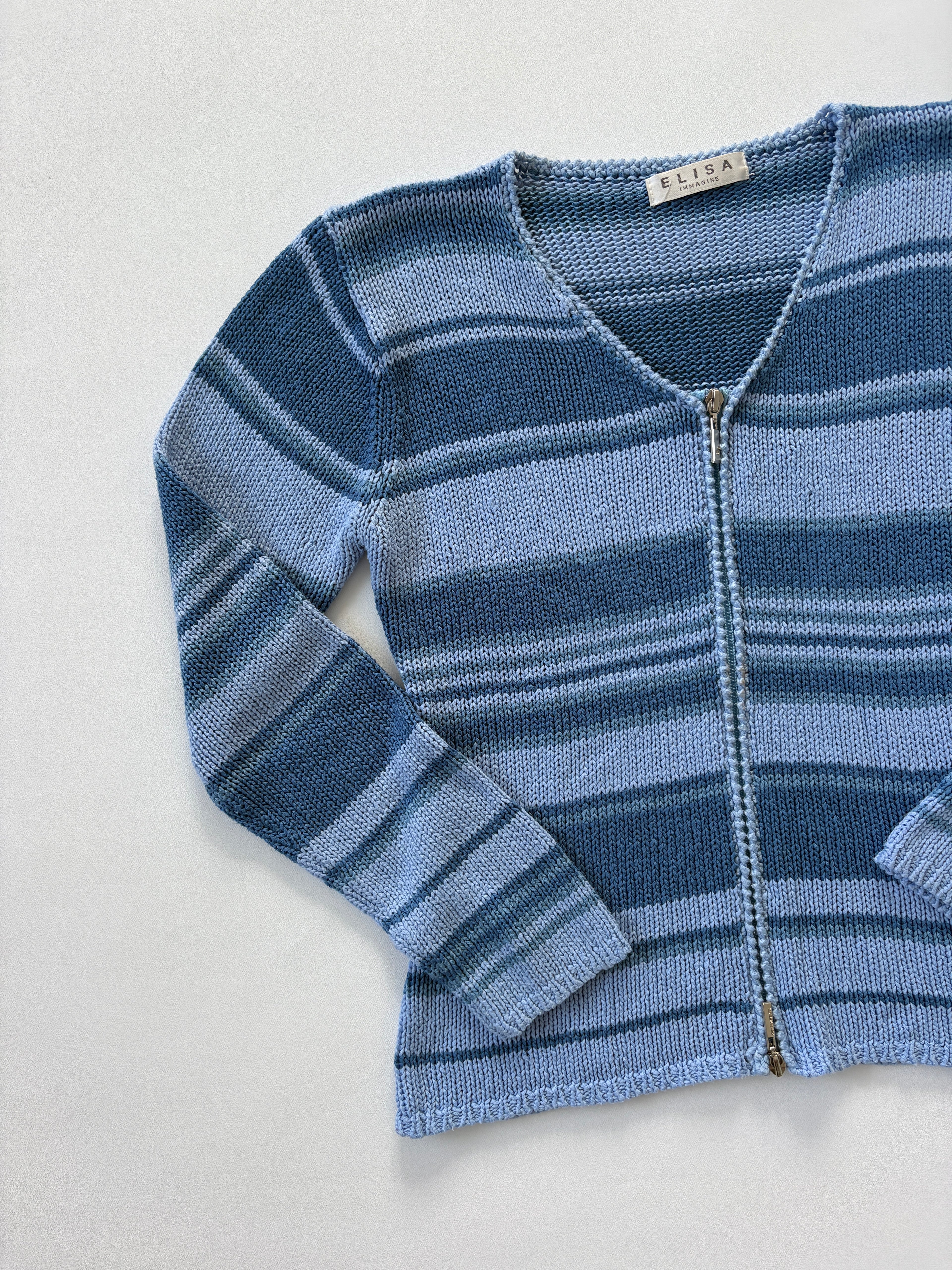 912 / Two-tone Blue Knit Zip-Up