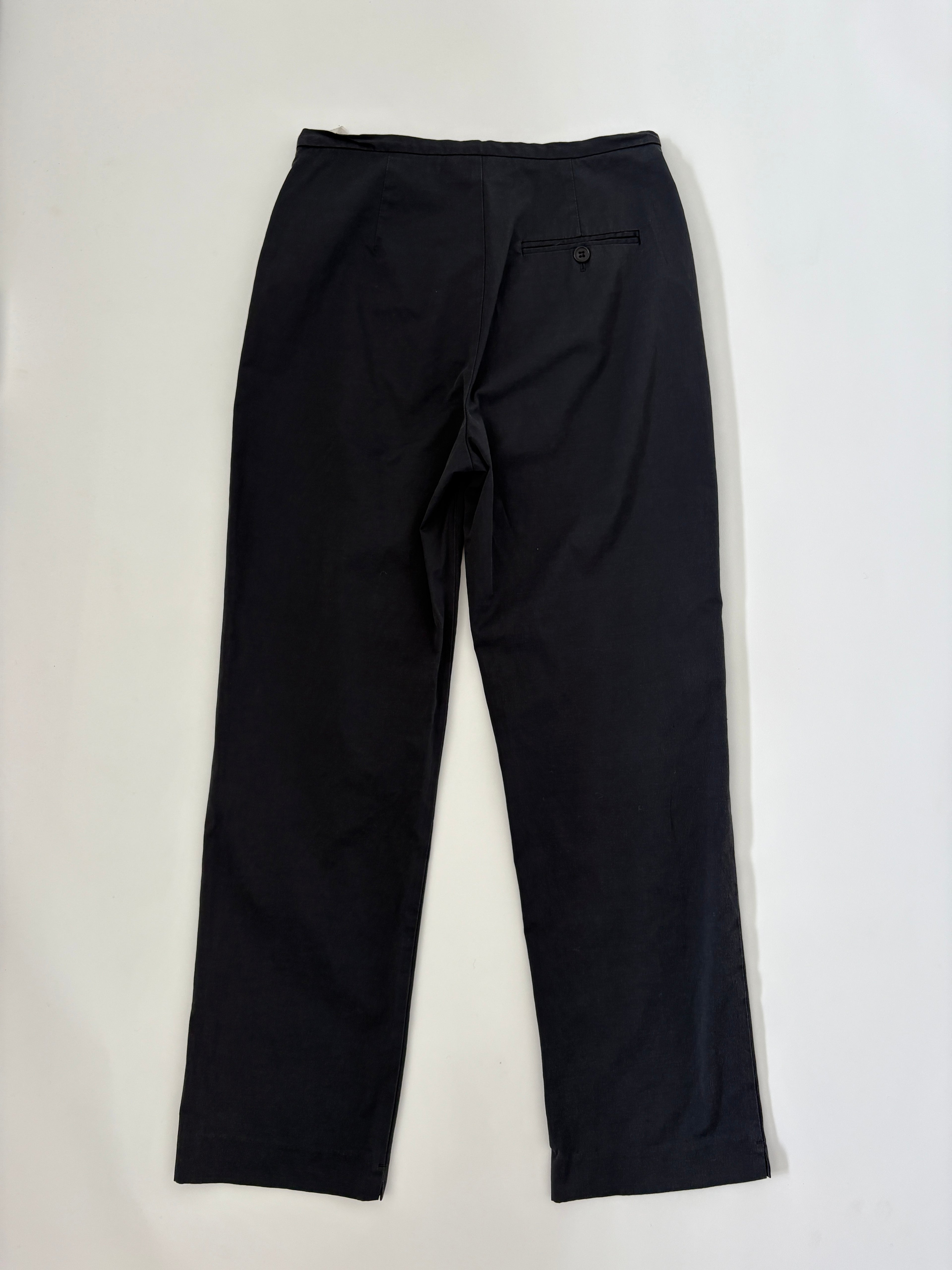 951 / Black Capri Trousers
