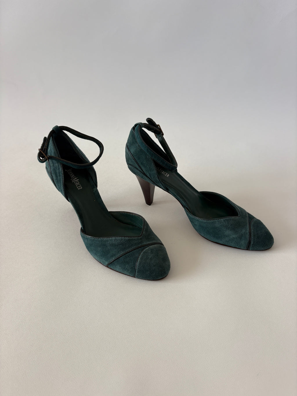 994 / Vintage Joanna Mercer Green Suede Heels
