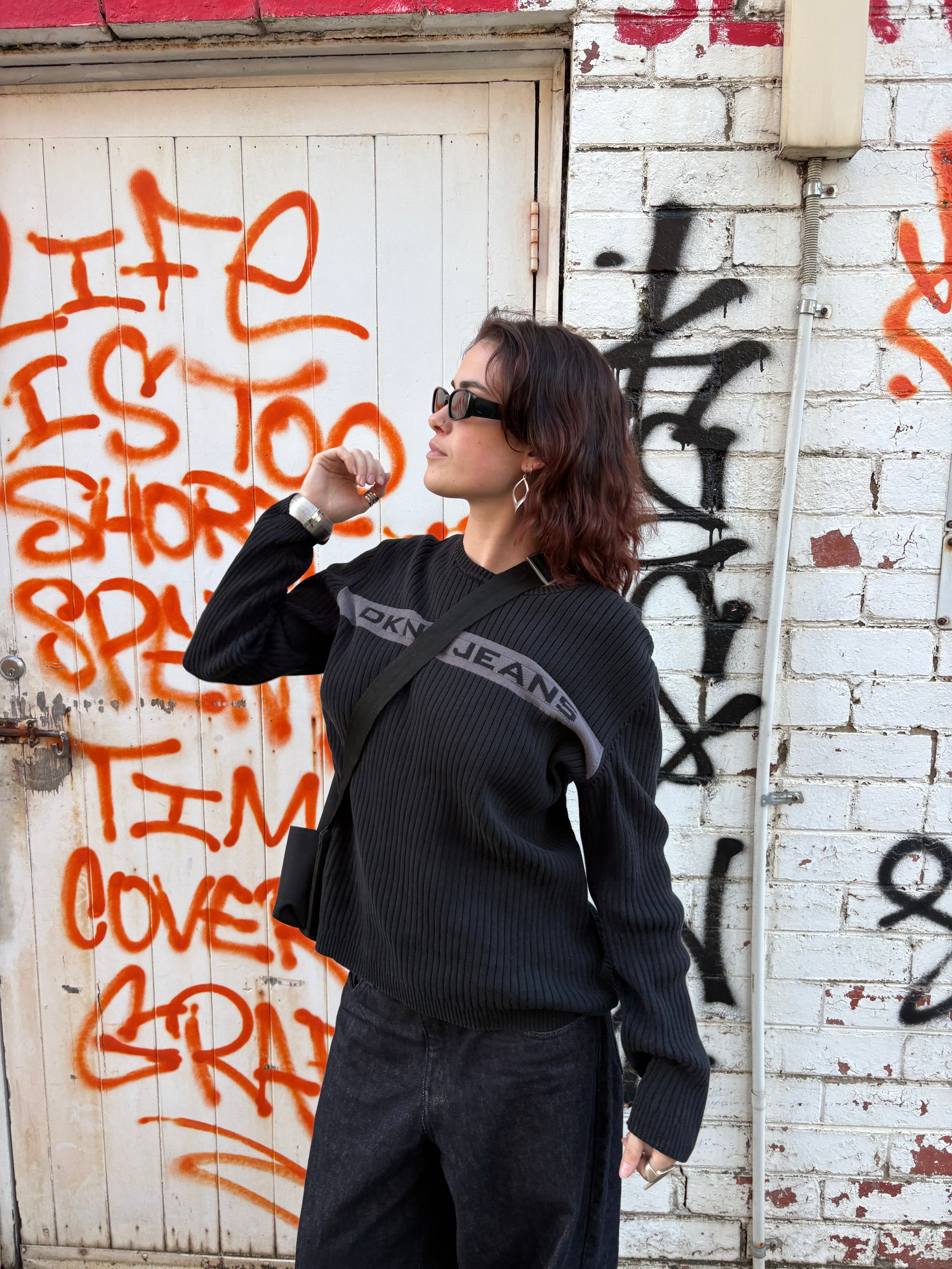 297 / DKNY Black Jumper