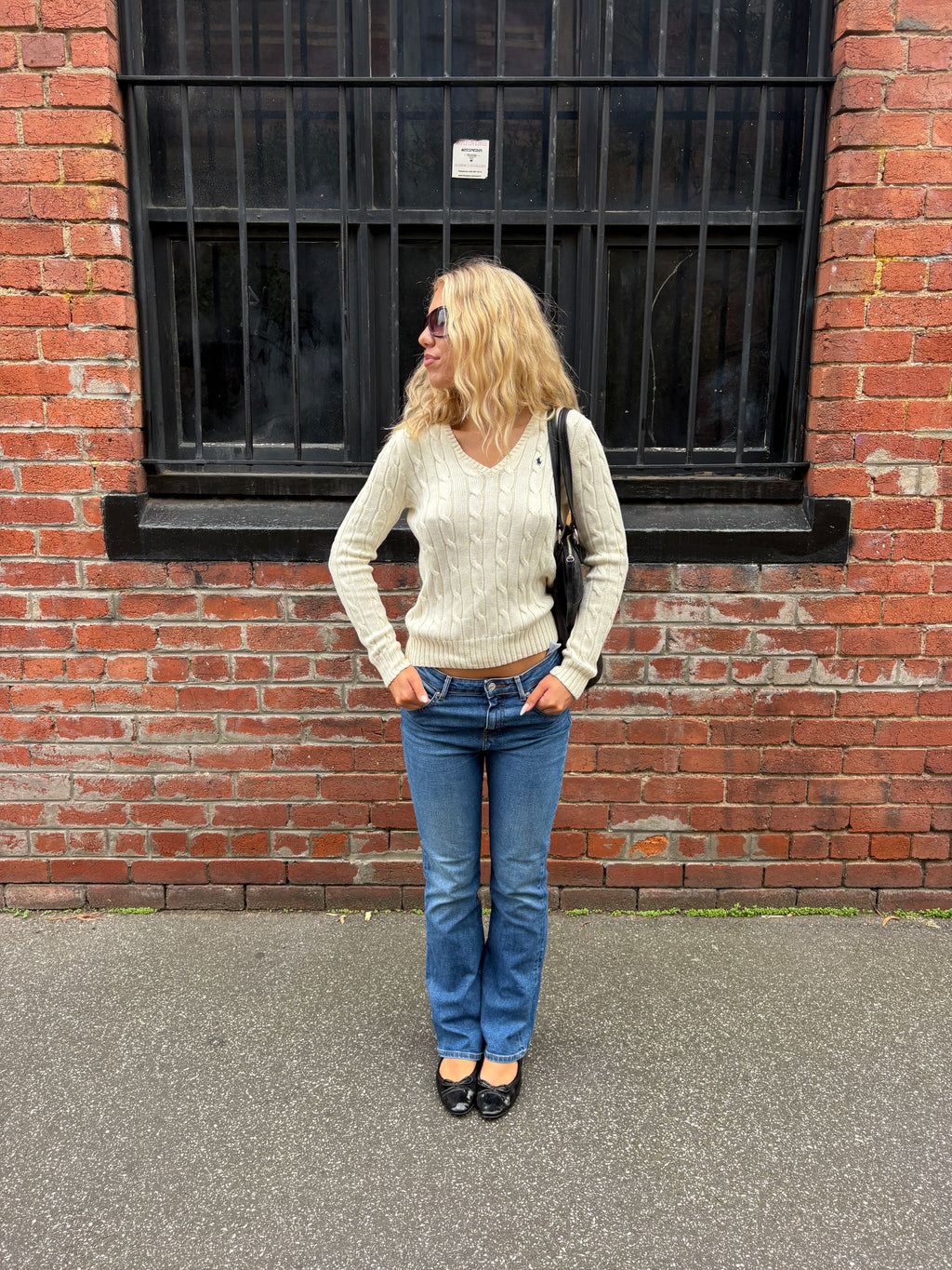 886 / Cream V Neck Polo Knit