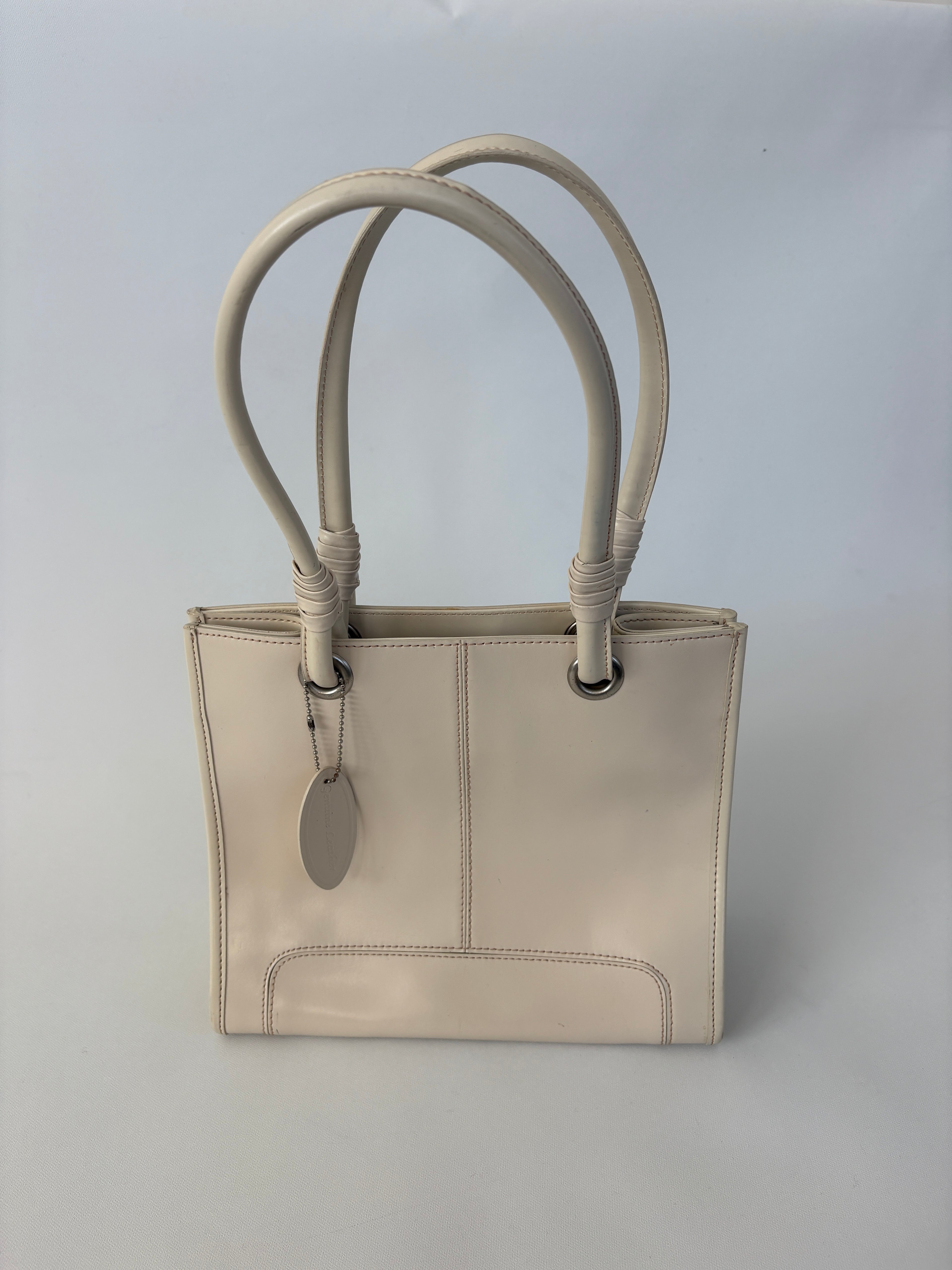 1145 / Vintage Genuine Leather Cream Bag