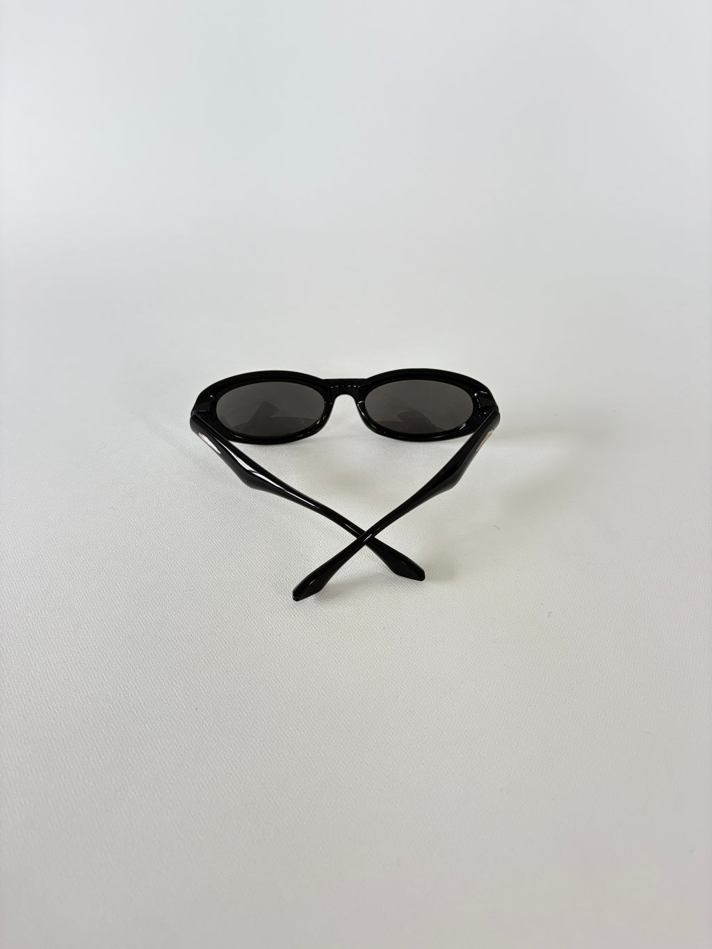 610 / Black Le Spec Sunglasses
