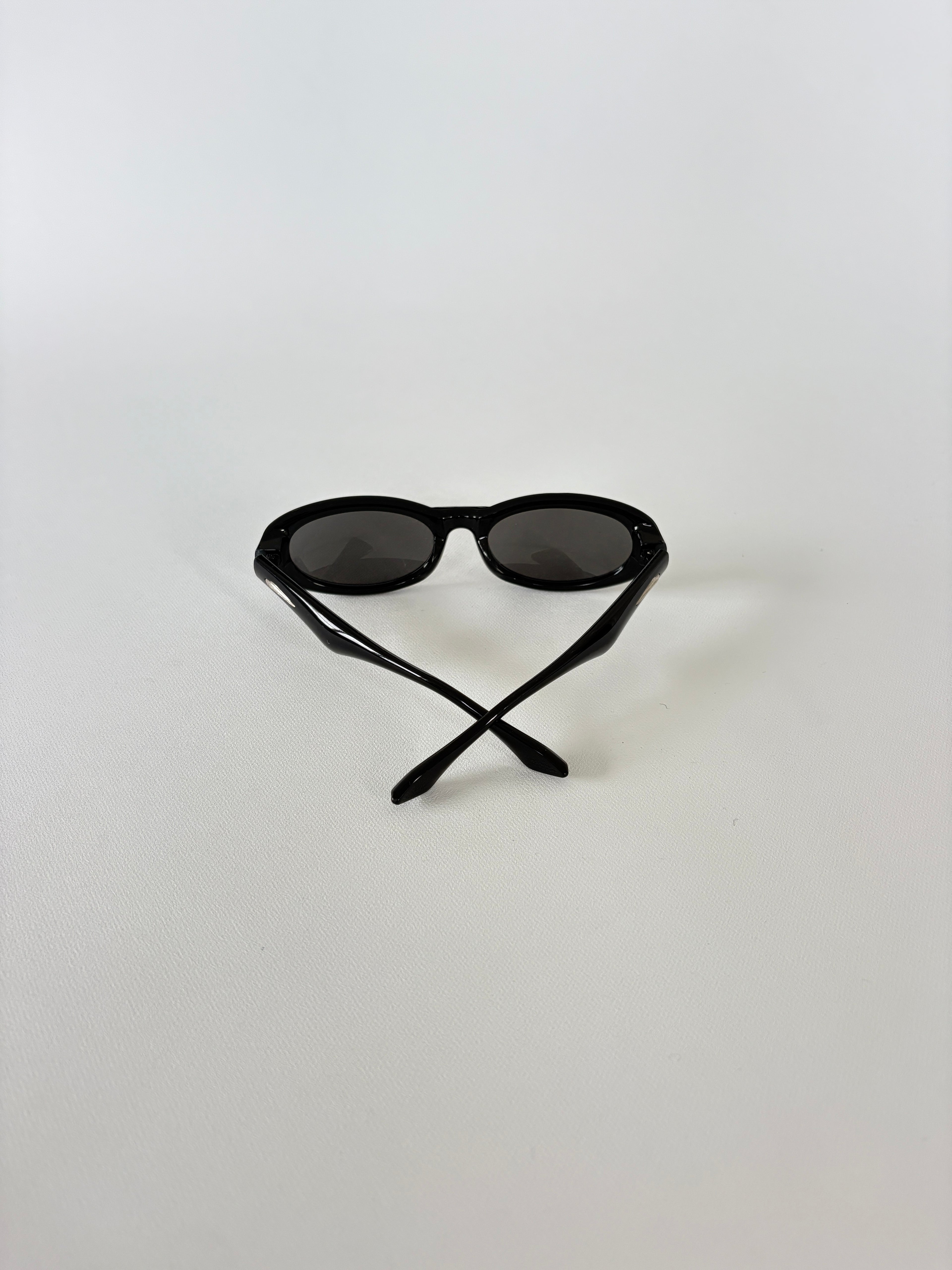 610 / Black Le Spec Sunglasses