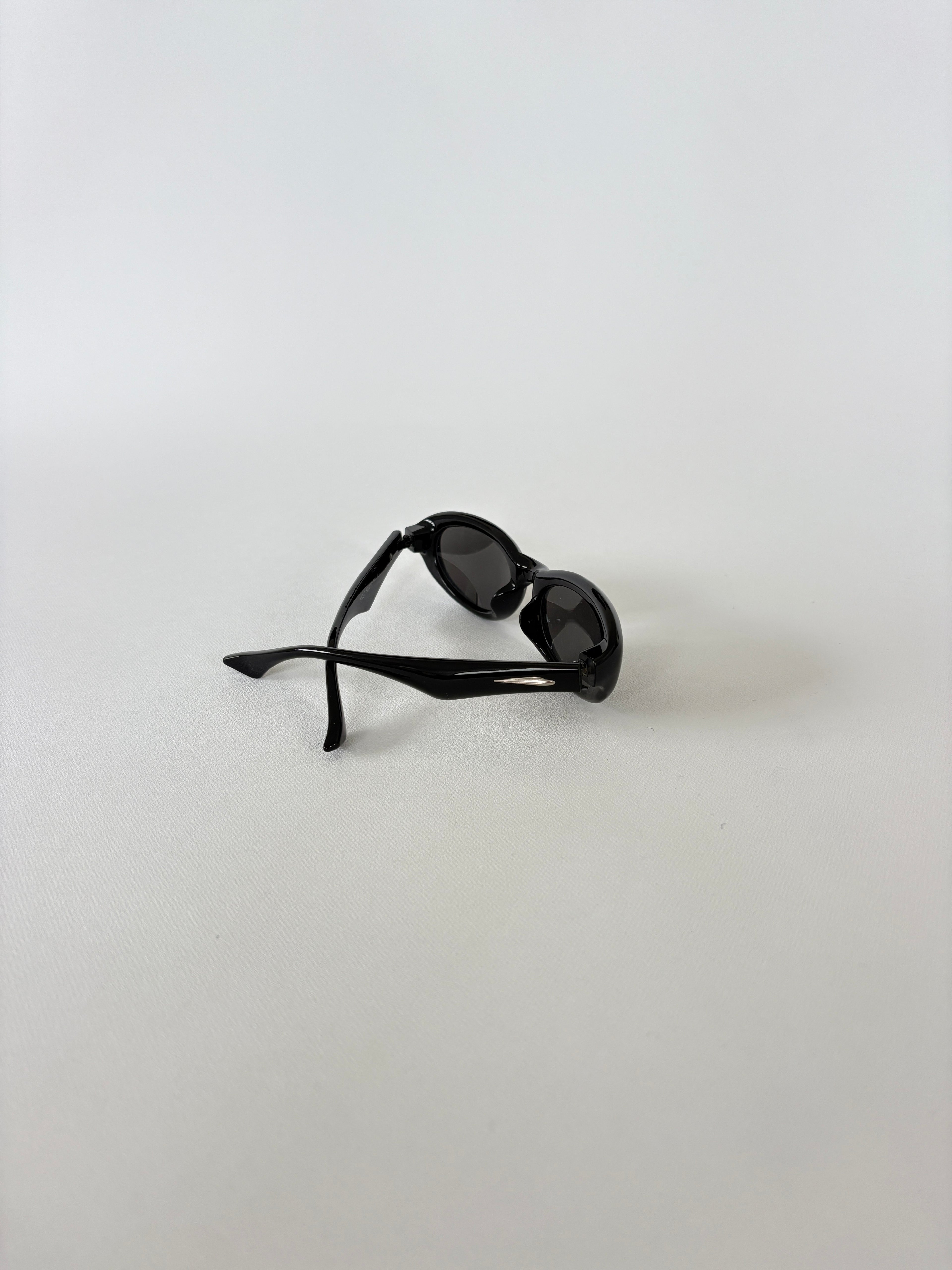 610 / Black Le Spec Sunglasses