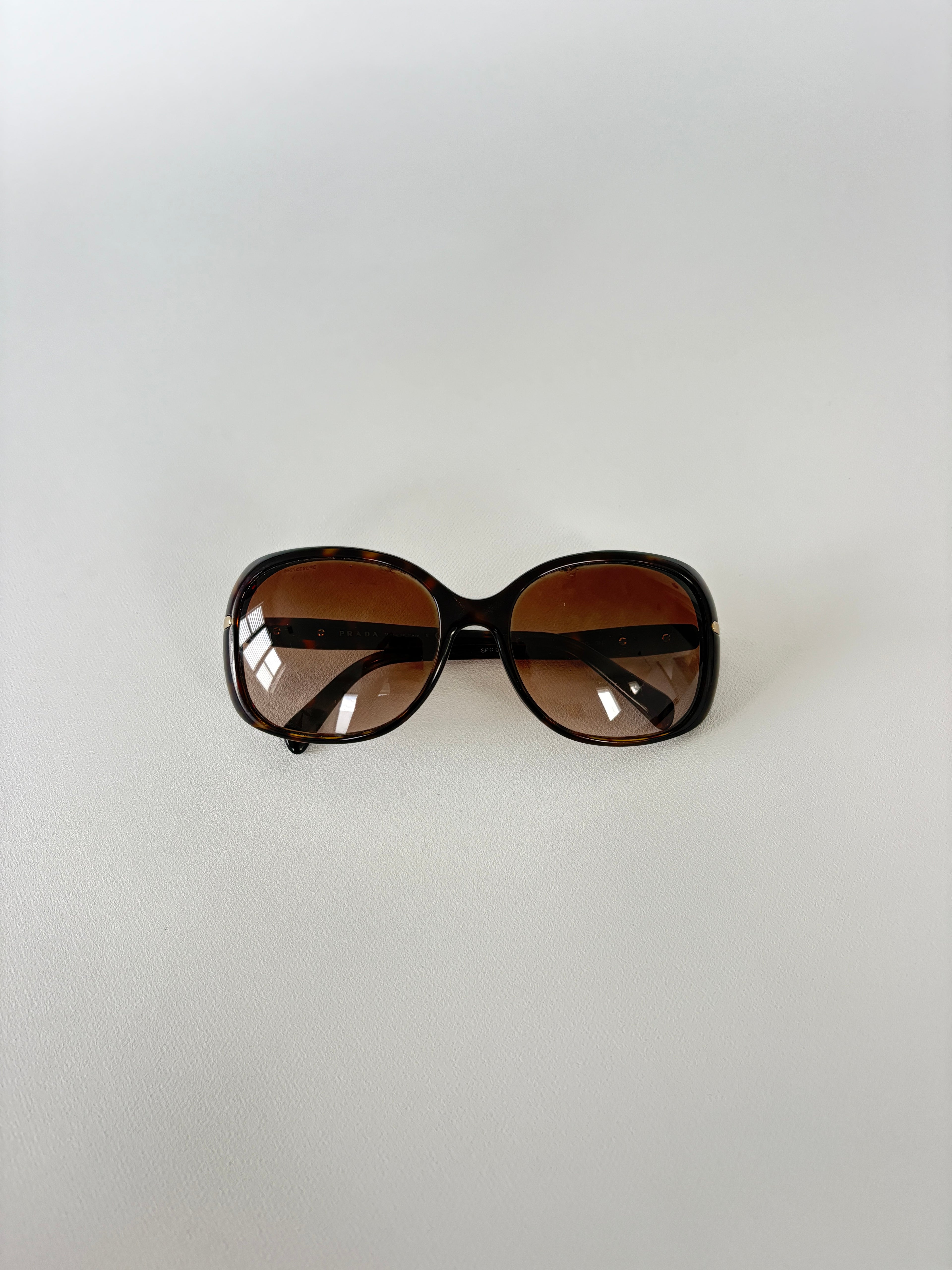 1238 / Brown Prada Round Sunglasses