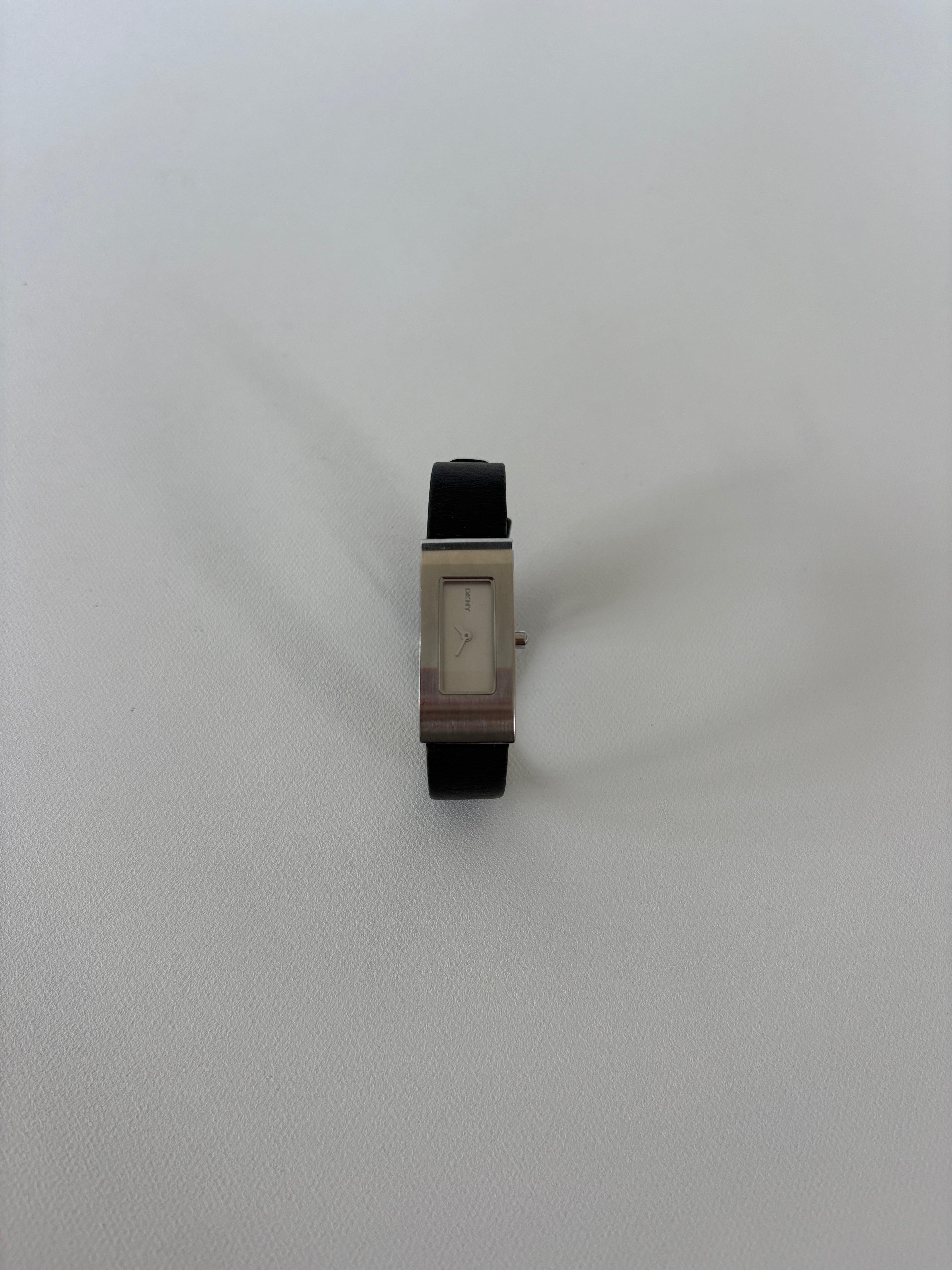 1162 / Black DKNY Rectangle Watch