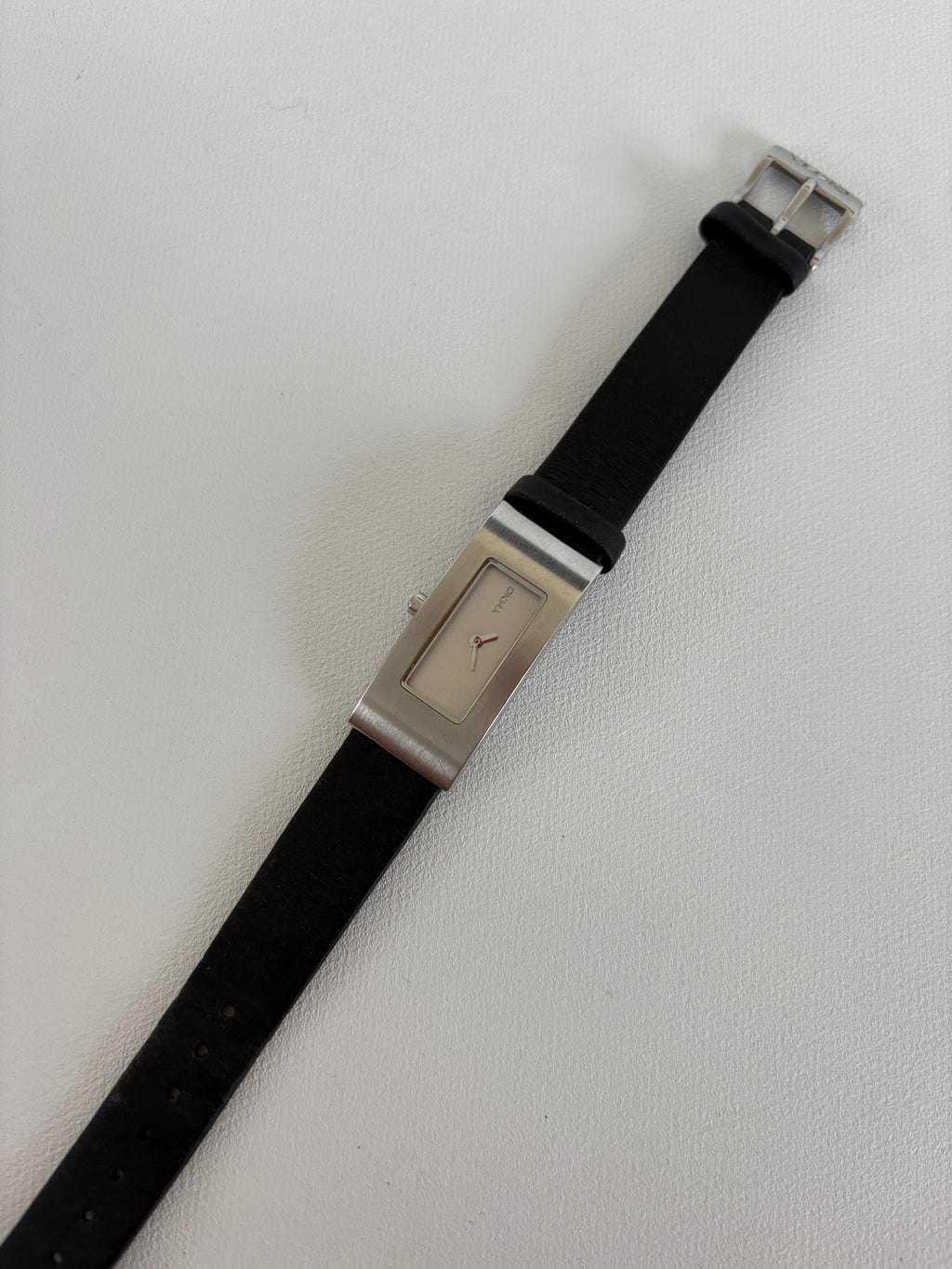 1162 / Black DKNY Rectangle Watch