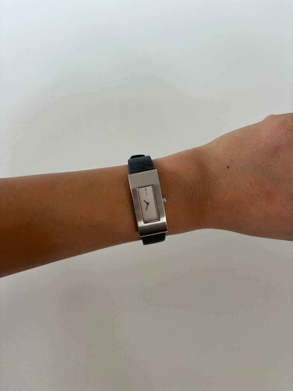 1162 / Black DKNY Rectangle Watch