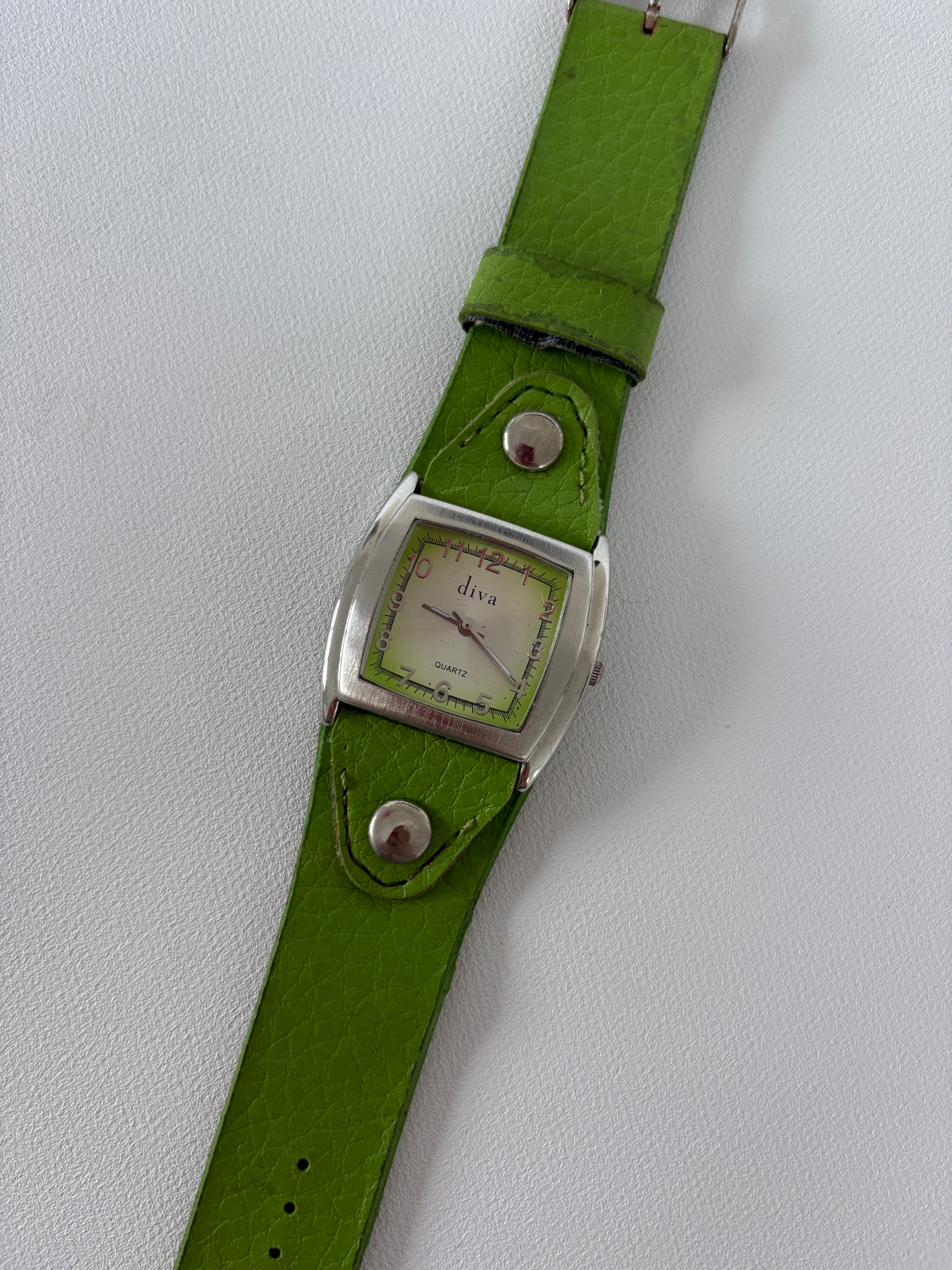1246 / Green Diva Watch