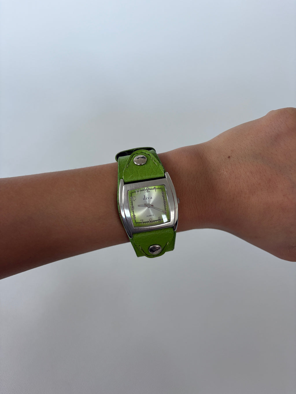 1246 / Green Diva Watch