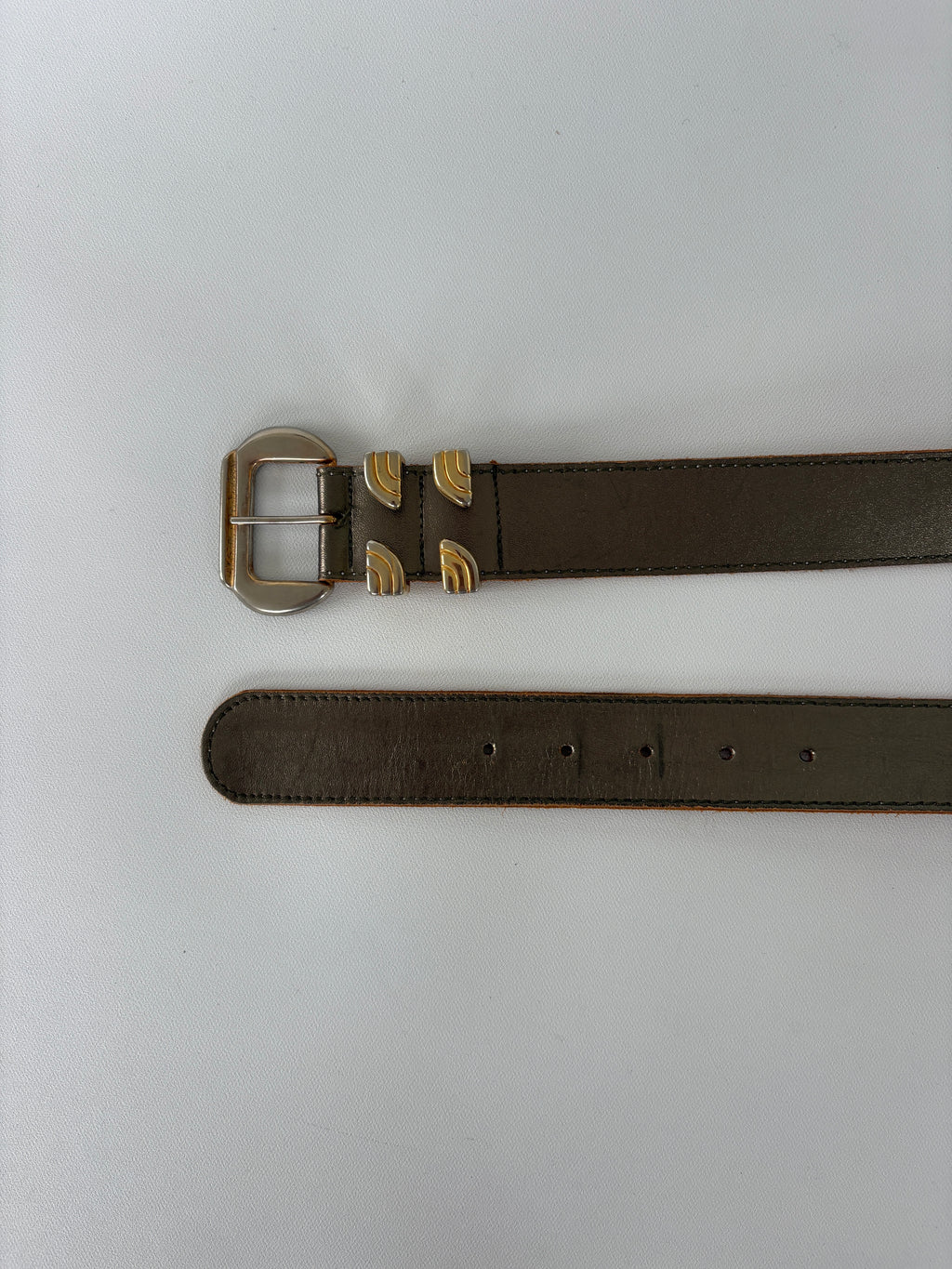 1382 / Vintage Silver Belt w/ Brass Hardware