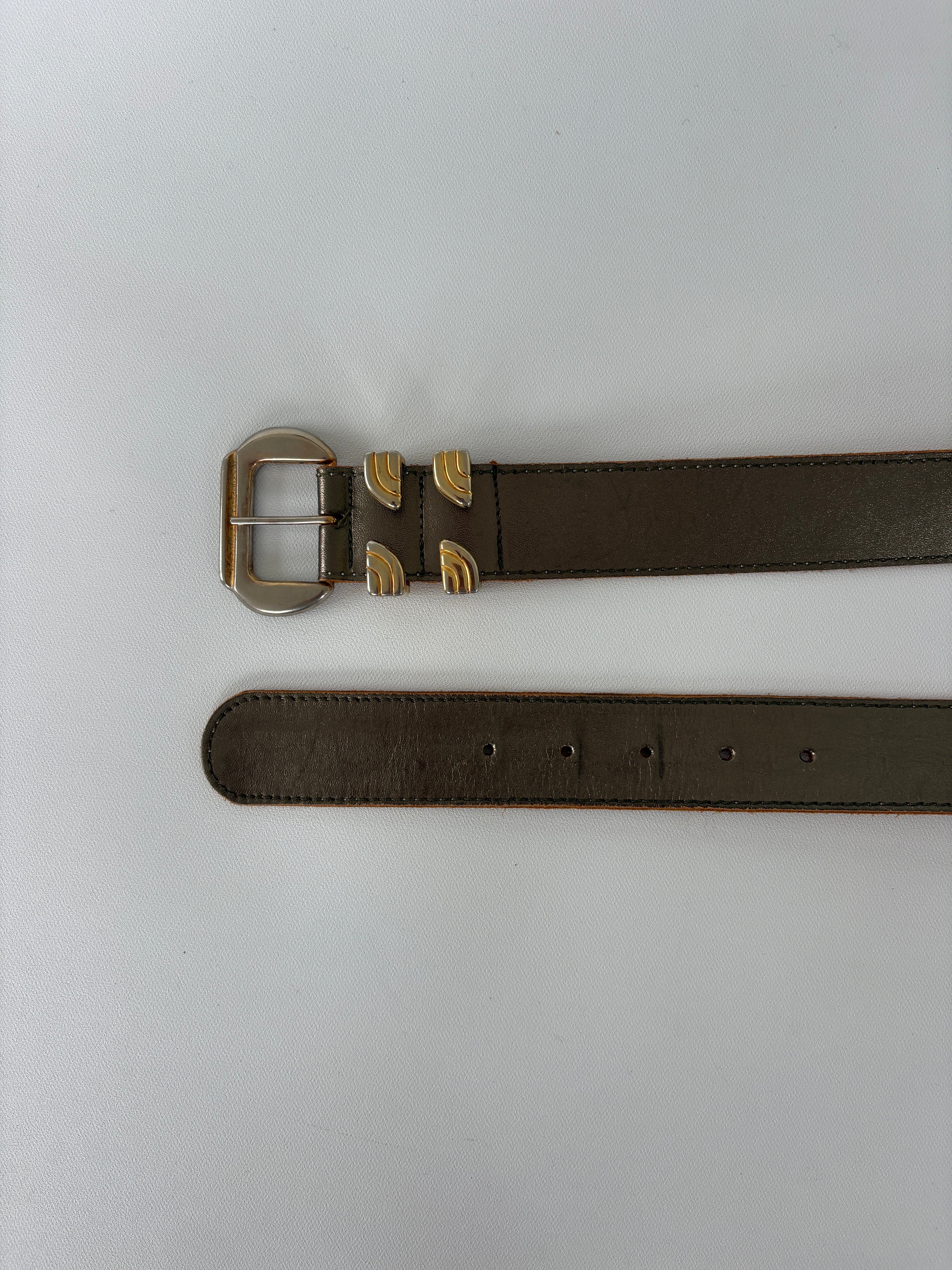 1382 / Vintage Silver Belt w/ Brass Hardware