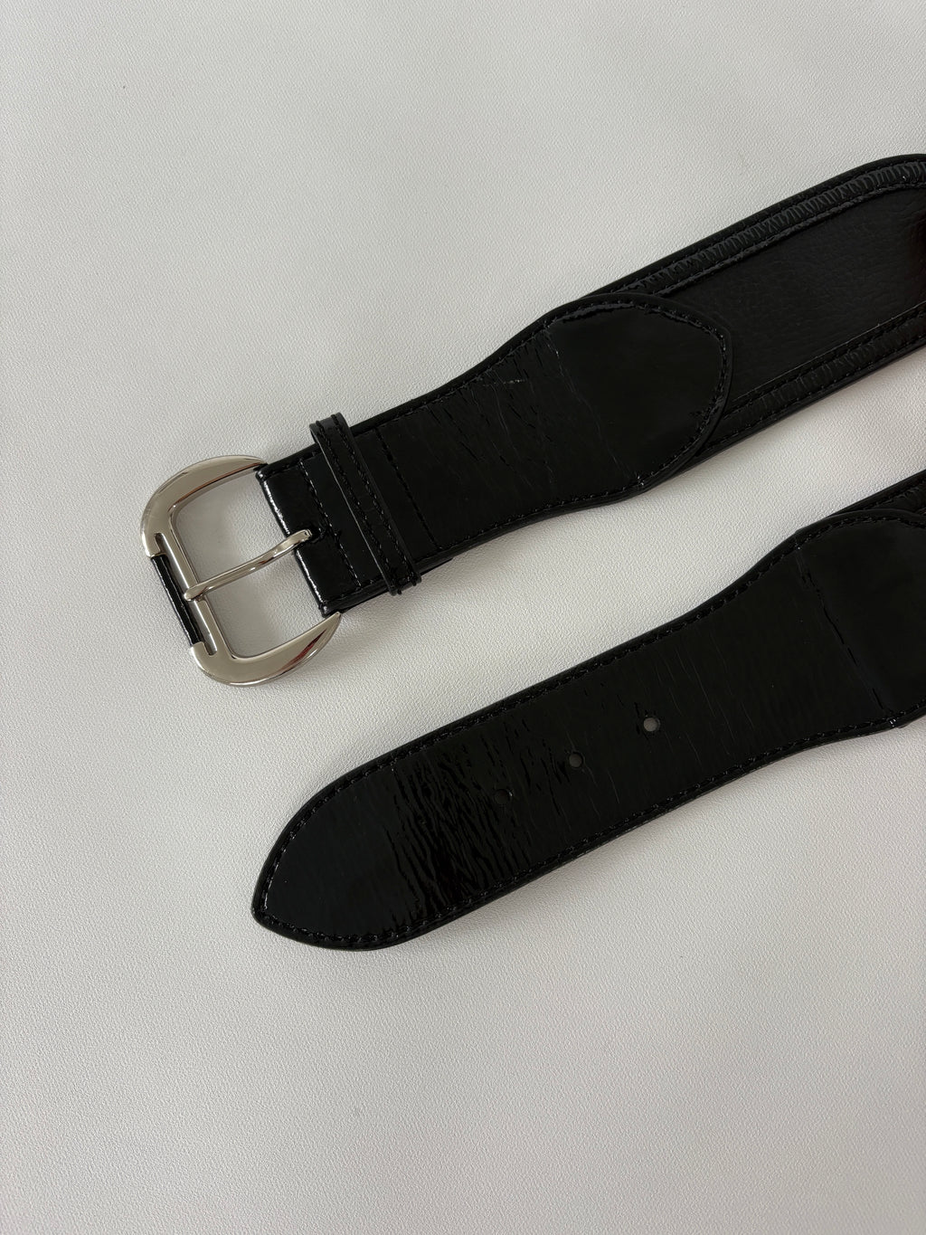 1327 / Thick Black Belt