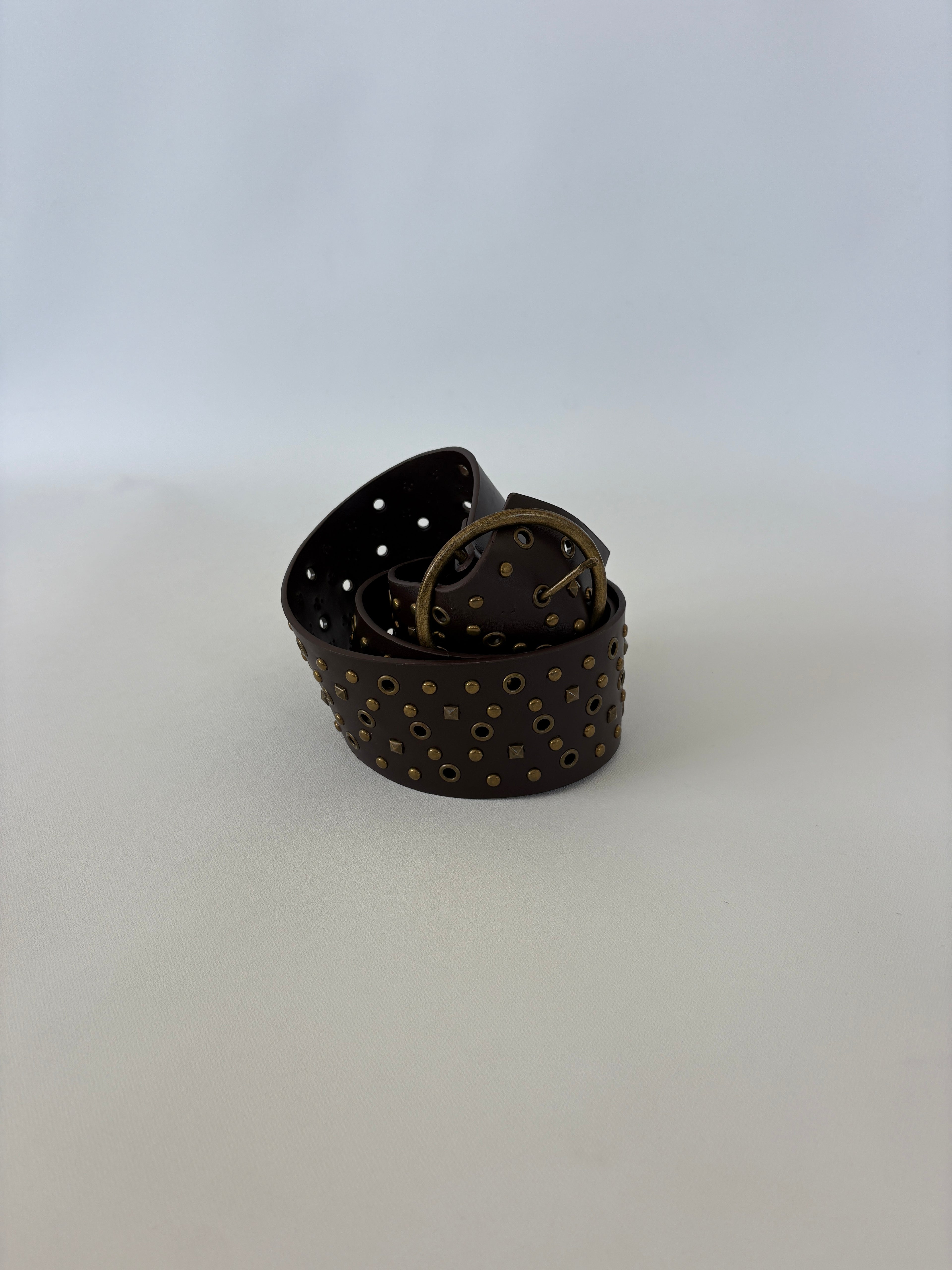 1328 / Thick Brown Studded Belt