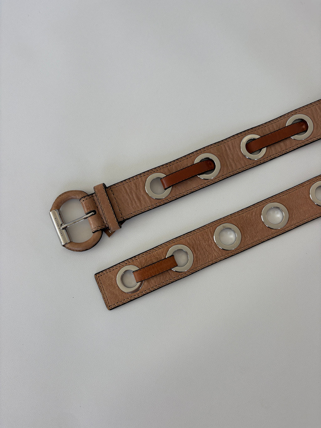 1330 / Brown Vintage Grommet Belt