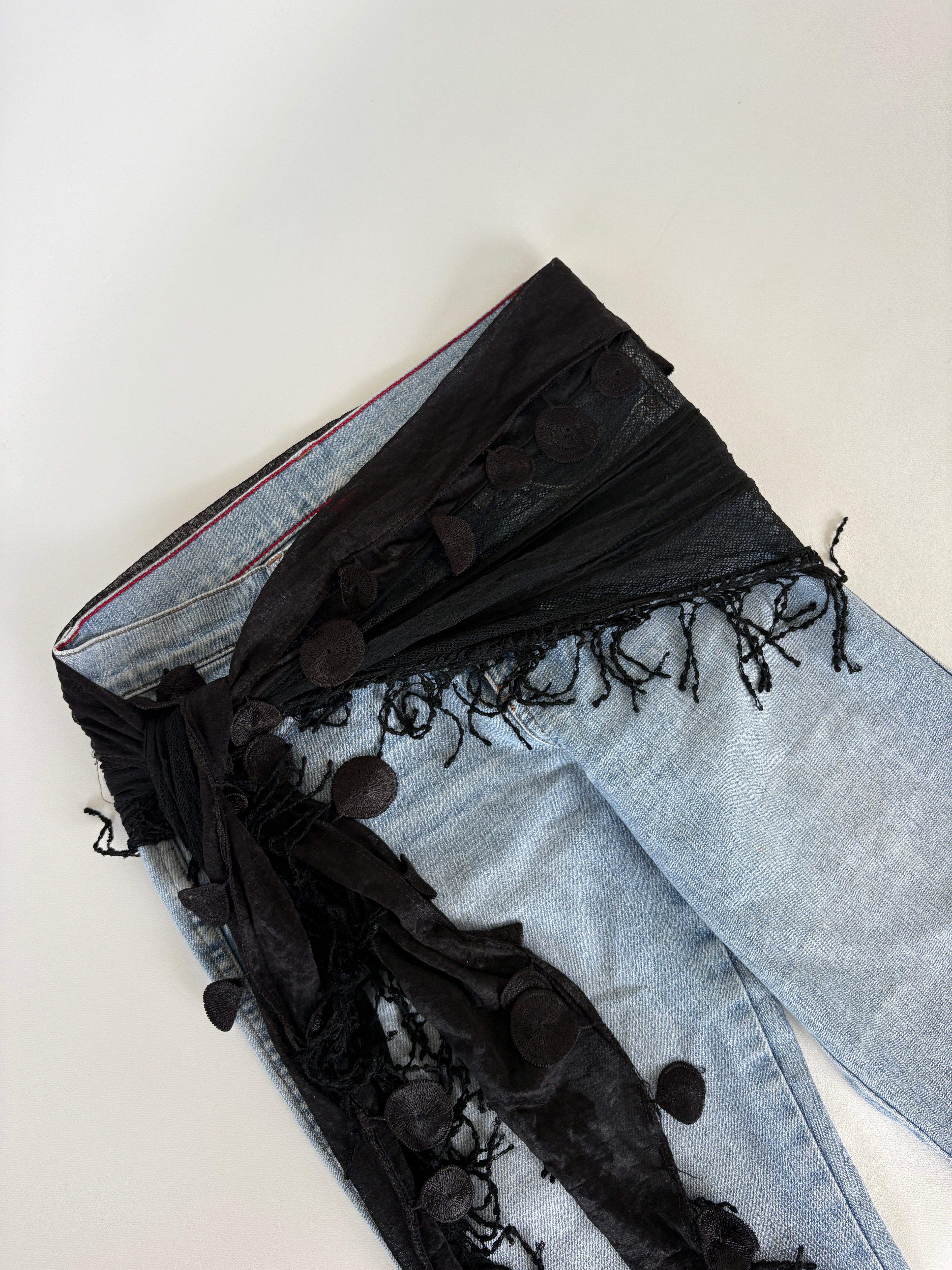 822 / Black Scarf w/ Tassels